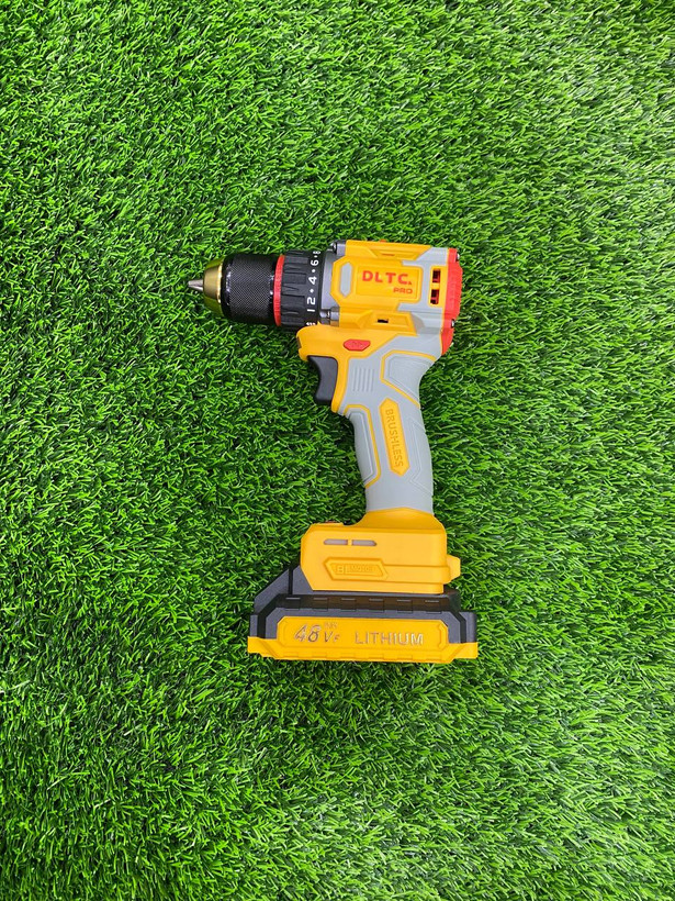 تصویر دریل dltc پرو از بغل